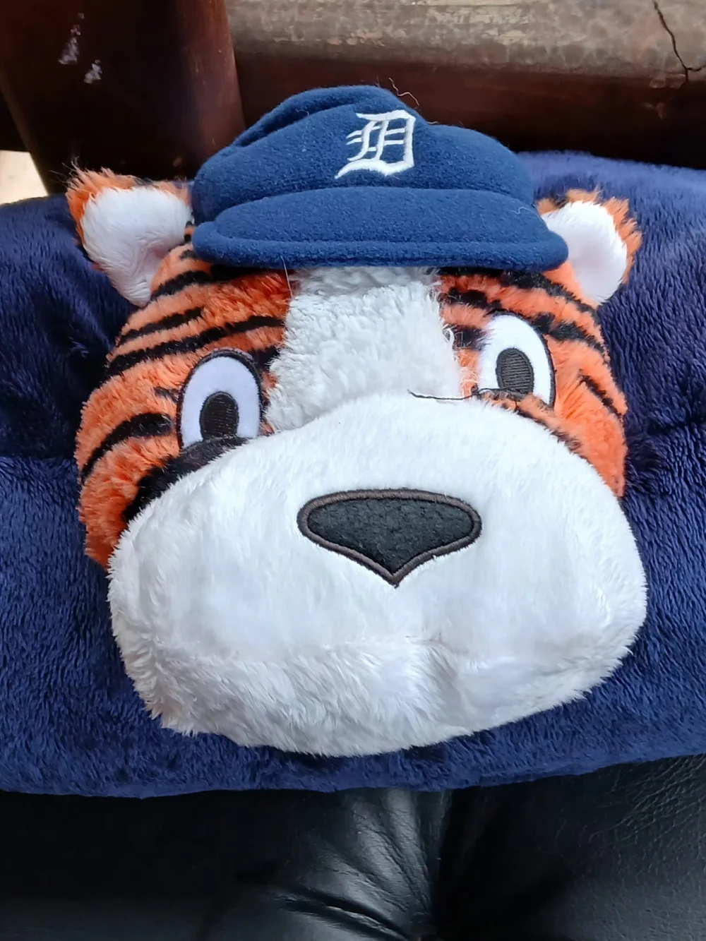 Kids Pillow Pets with Team-Style Detroit Tigers Patch